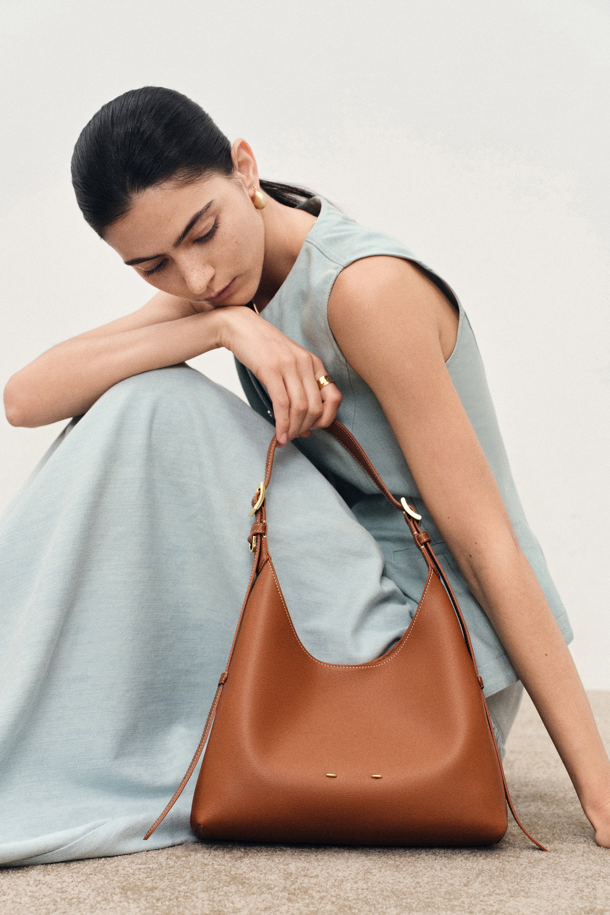 Duomo Small Hobo Bag in Nappa Leather