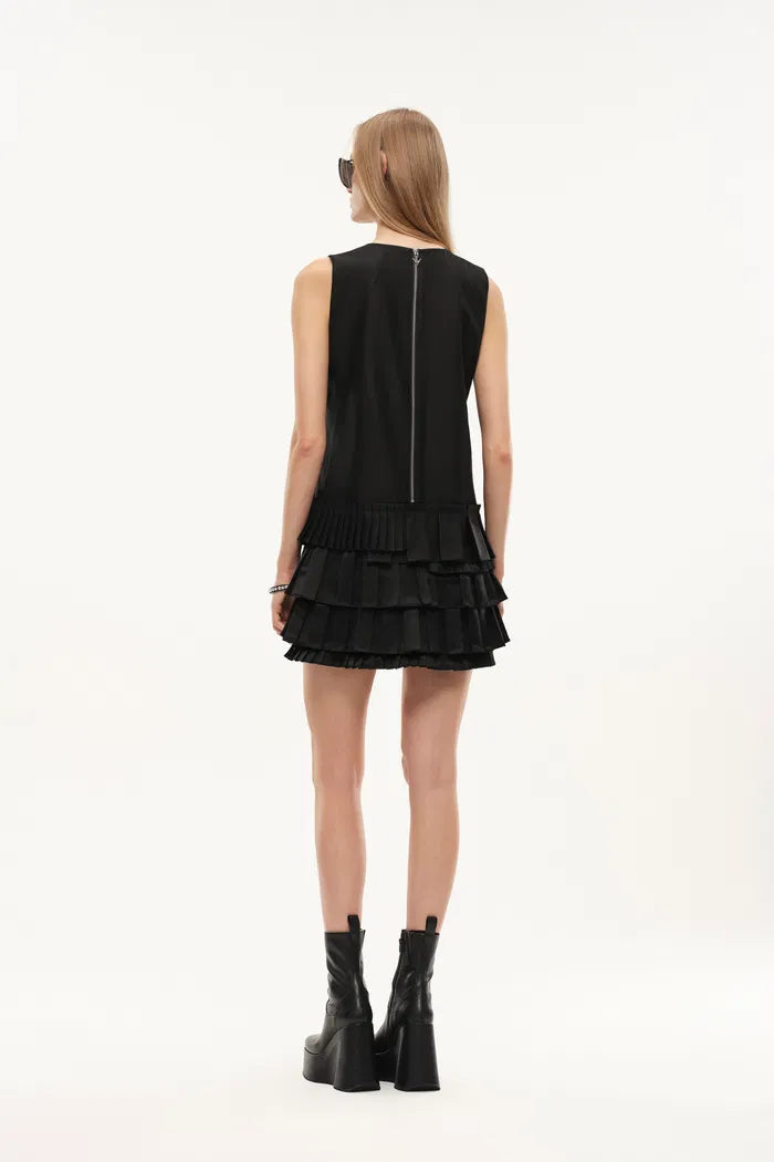 Alice Asymmetric Pleated Hem Sleeveless Dress in Lightweight Blend