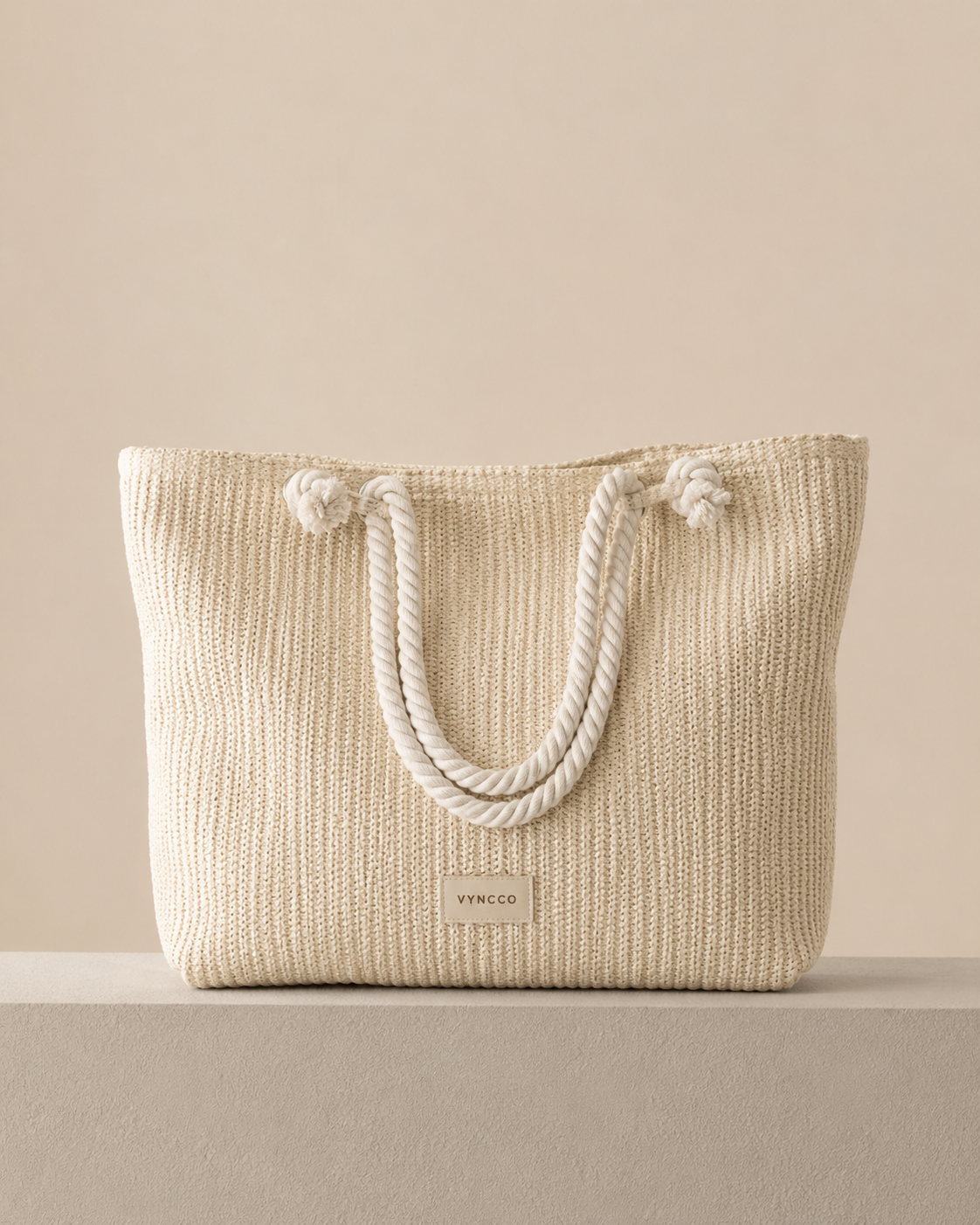 VYNCCO Shell Charm Raffia Shoulder Bag