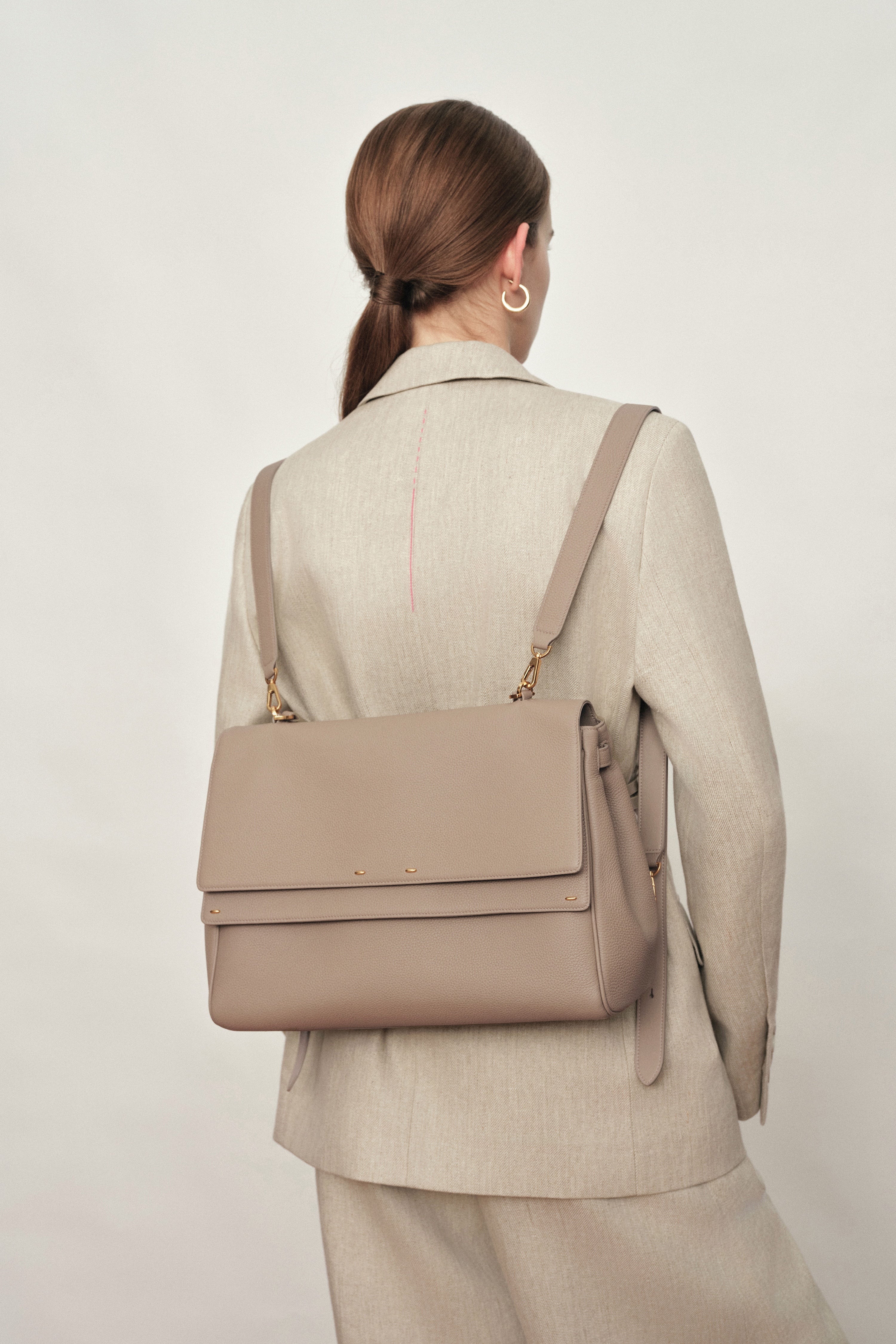Rialto Double Flap Handbag in Pebble-Grain Top-Grain Cowhide Leather